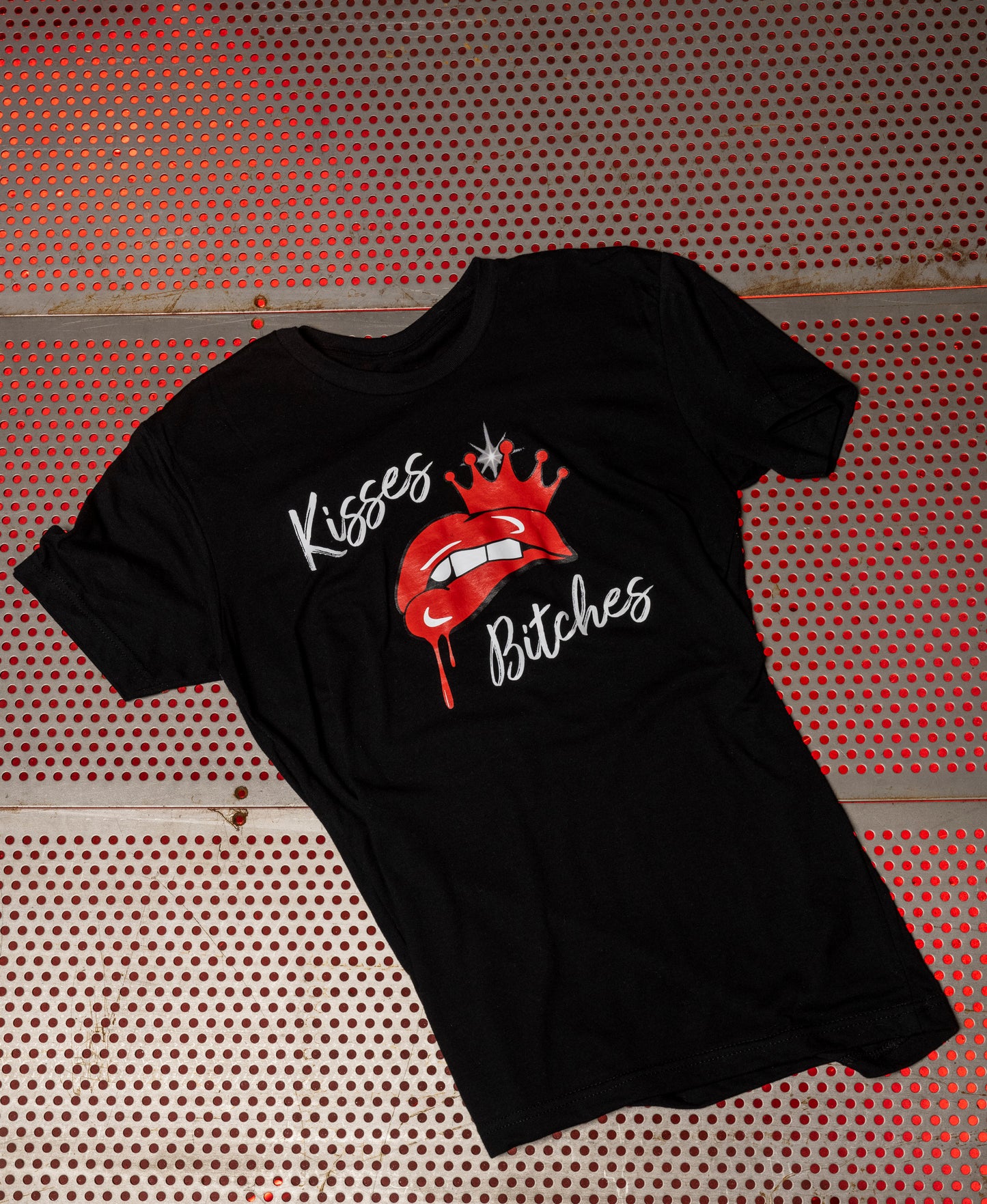 Kisses Bitches💋 Fitted Tee