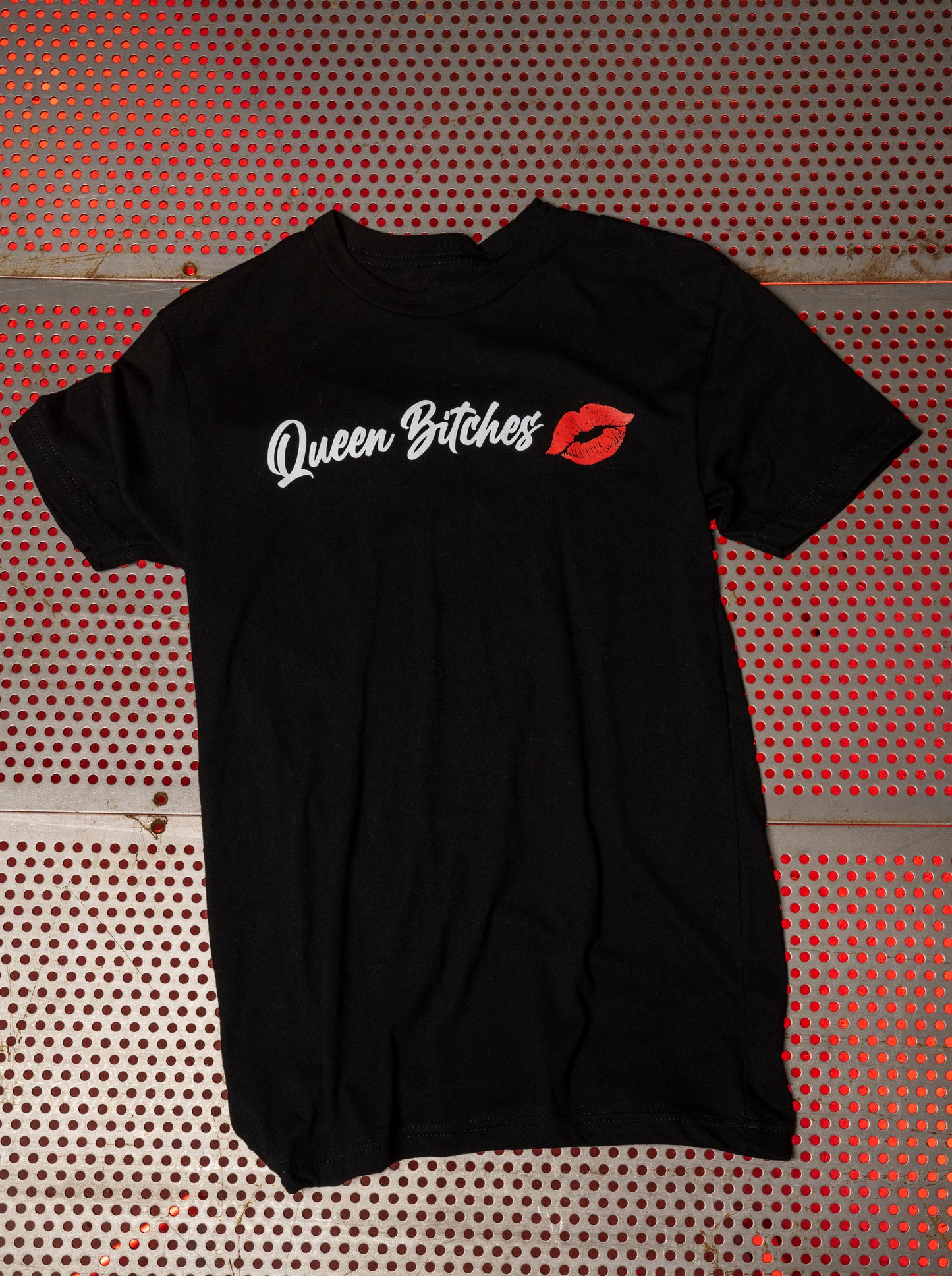 Queen Bitches 💋 Fitted Tee